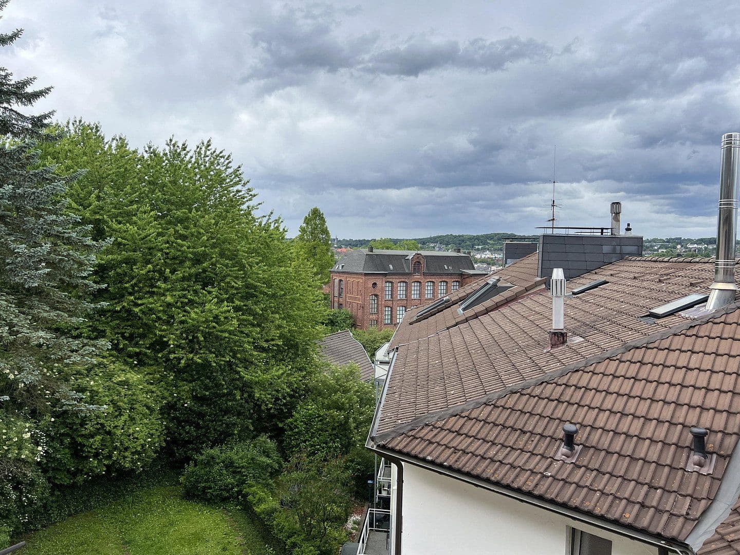 Pronájem bytu 3+1 71 m², Wuppertal, Severní Porýní-Vestfálsko Pronájem bytu 3+1 71 m², Wuppertal, Severní Porýní-Vestfálsko