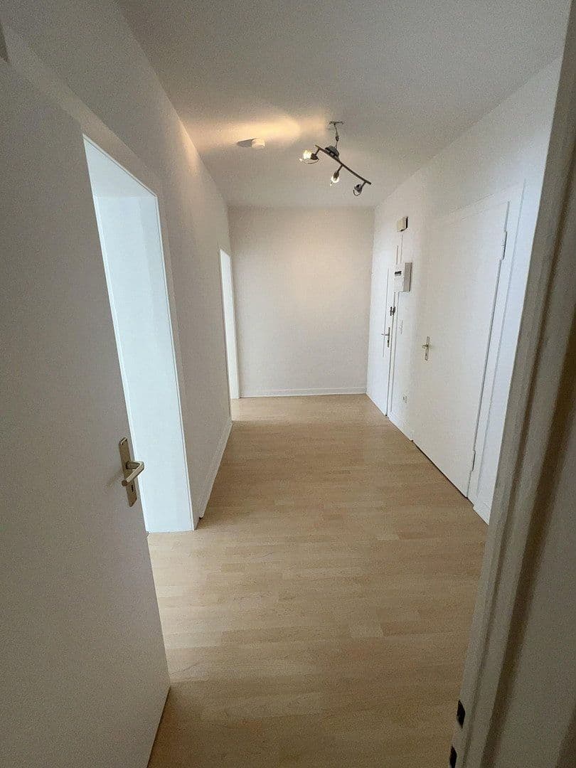 Pronájem bytu 3+1 71 m², Wuppertal, Severní Porýní-Vestfálsko Pronájem bytu 3+1 71 m², Wuppertal, Severní Porýní-Vestfálsko