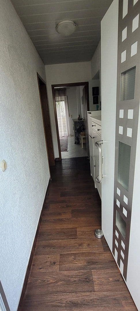 Prodej domu 185 m², pozemek 640 m², Sulzbach an der Murr, Bádensko-Württembersko Prodej domu 185 m², pozemek 640 m², Sulzbach an der Murr, Bádensko-Württembersko