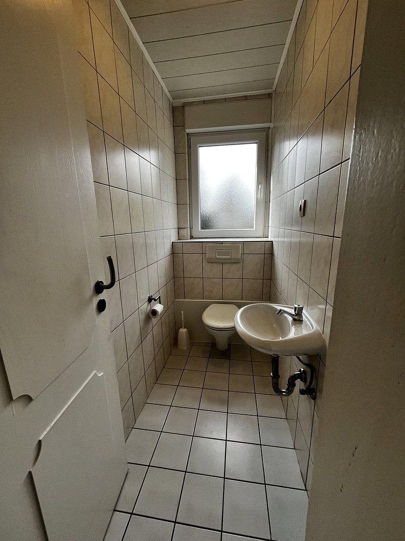 Prodej domu 140 m², pozemek 1.000 m², Warstein, Severní Porýní-Vestfálsko Prodej domu 140 m², pozemek 1.000 m², Warstein, Severní Porýní-Vestfálsko