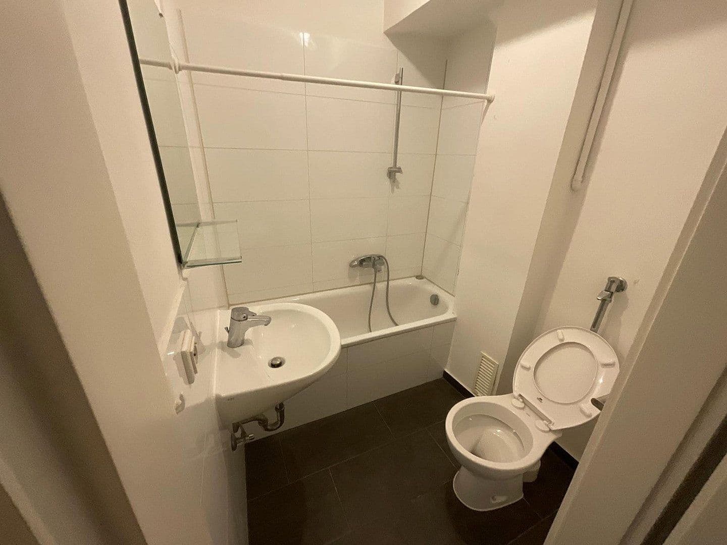 Pronájem bytu 1+1 27 m², Nürnberg, Bavorsko Pronájem bytu 1+1 27 m², Nürnberg, Bavorsko