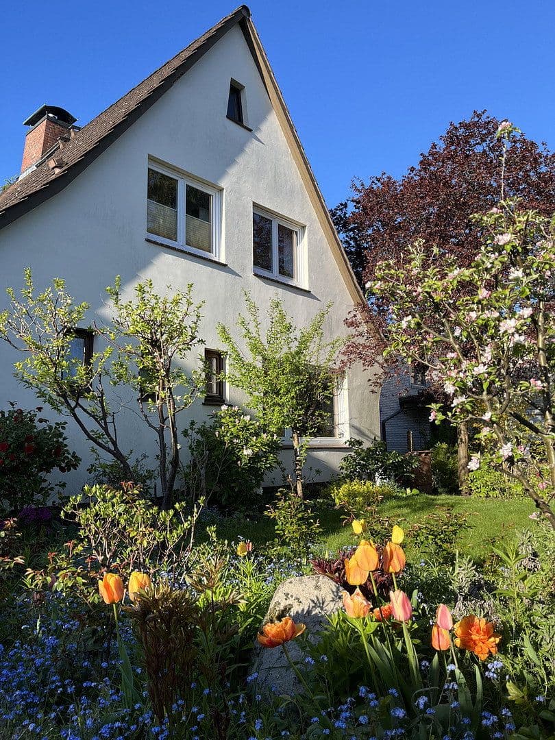 Prodej domu 107 m², pozemek 535 m², Schenefeld, Šlesvicko-Holštýnsko Prodej domu 107 m², pozemek 535 m², Schenefeld, Šlesvicko-Holštýnsko