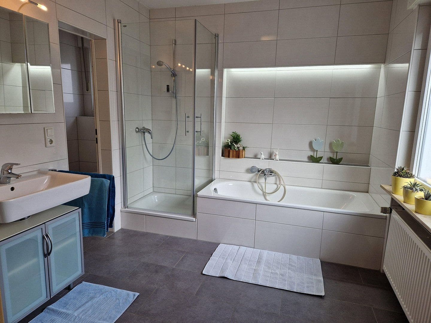Pronájem domu 175 m², pozemek 397 m², Mülheim-Kärlich, Porýní-Falc Pronájem domu 175 m², pozemek 397 m², Mülheim-Kärlich, Porýní-Falc