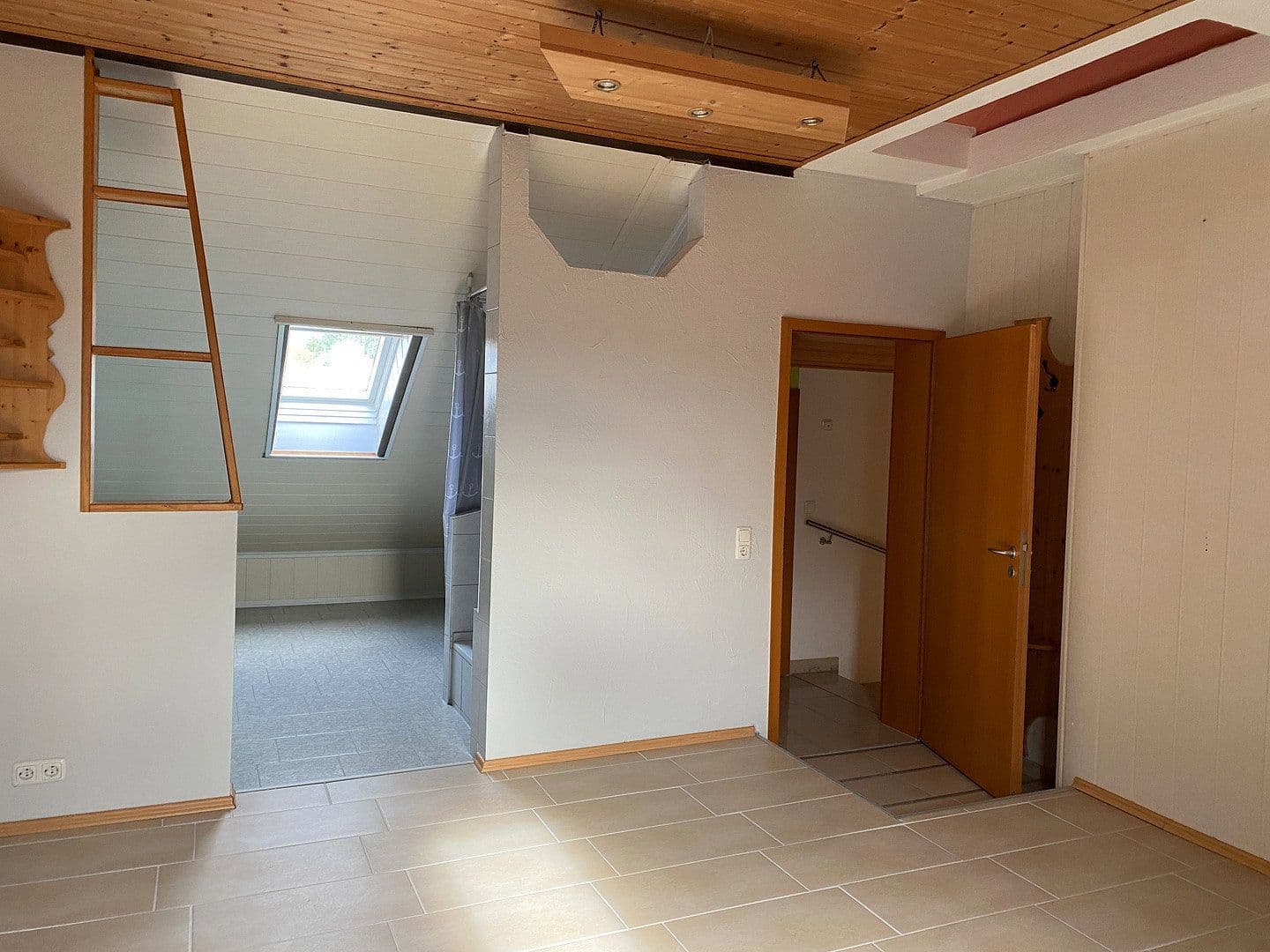 Pronájem domu 140 m², pozemek 220 m², Schrobenhausen, Bavorsko Pronájem domu 140 m², pozemek 220 m², Schrobenhausen, Bavorsko