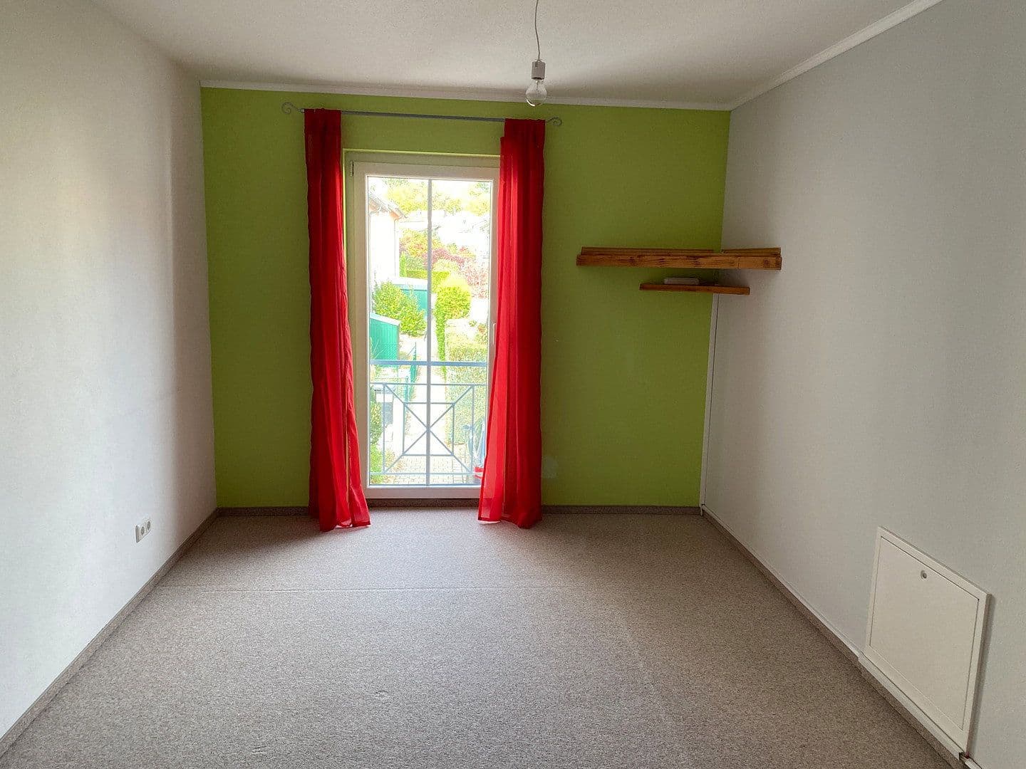 Pronájem domu 140 m², pozemek 220 m², Schrobenhausen, Bavorsko Pronájem domu 140 m², pozemek 220 m², Schrobenhausen, Bavorsko