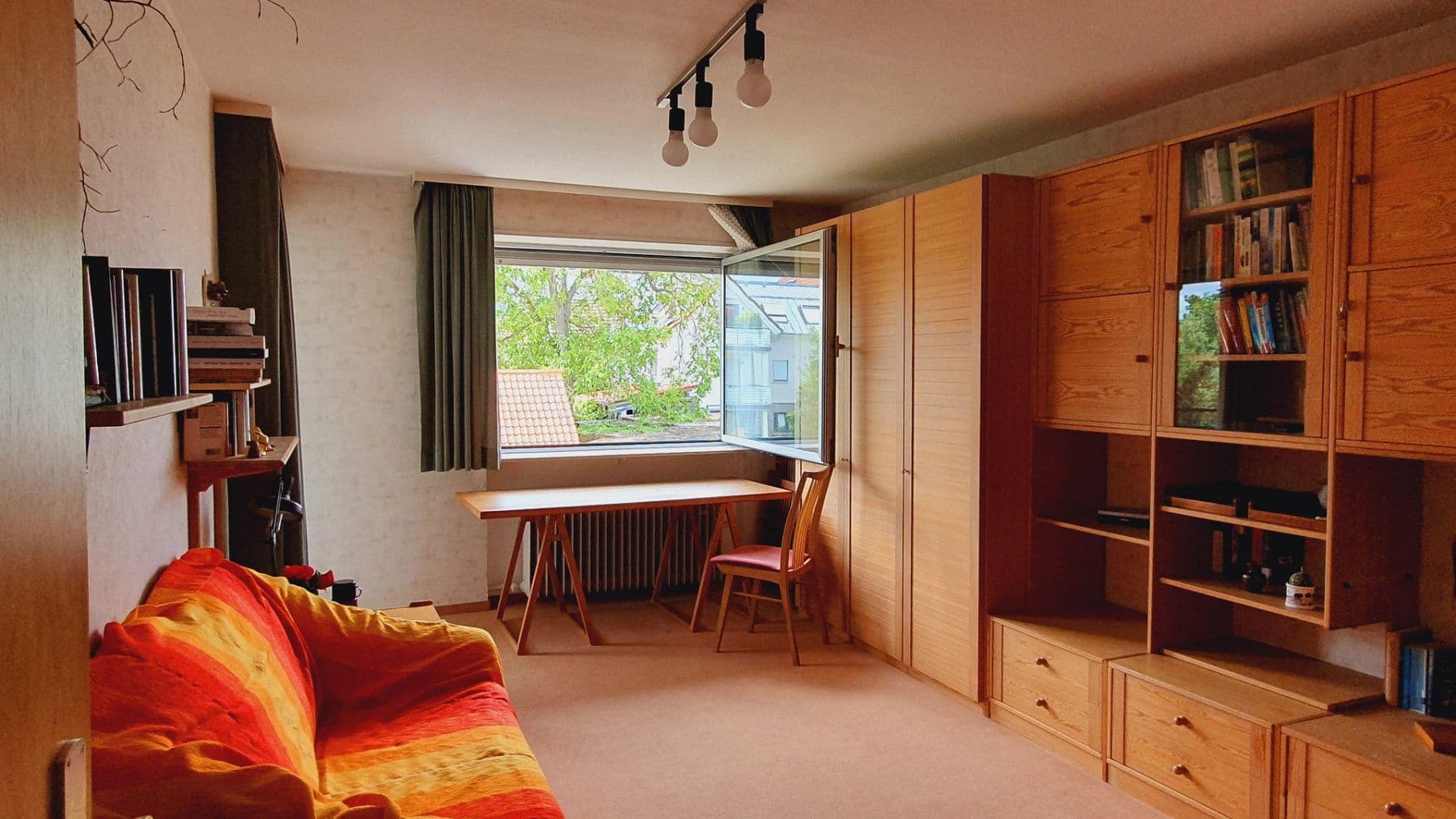 Prodej domu 160 m², pozemek 656 m², Haßloch, Porýní-Falc Prodej domu 160 m², pozemek 656 m², Haßloch, Porýní-Falc