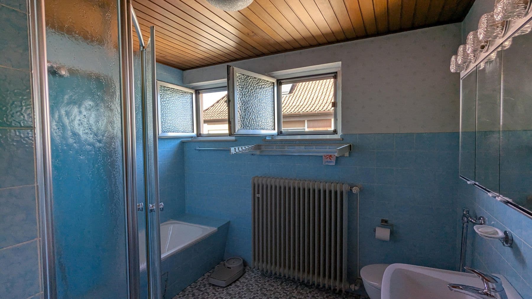 Prodej domu 160 m², pozemek 656 m², Haßloch, Porýní-Falc Prodej domu 160 m², pozemek 656 m², Haßloch, Porýní-Falc