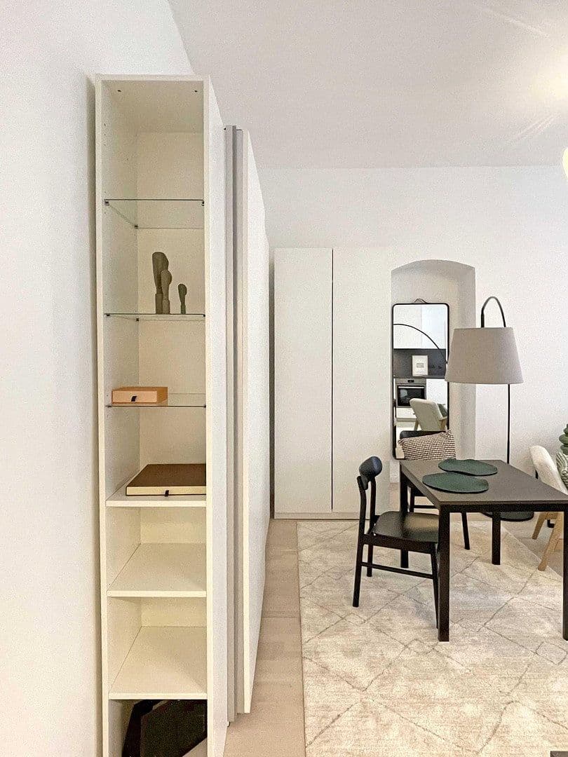 Prodej bytu 1+kk 35 m², Fehrbelliner Straße 36, Berlin, Berlín Prodej bytu 1+kk 35 m², Fehrbelliner Straße 36, Berlin, Berlín