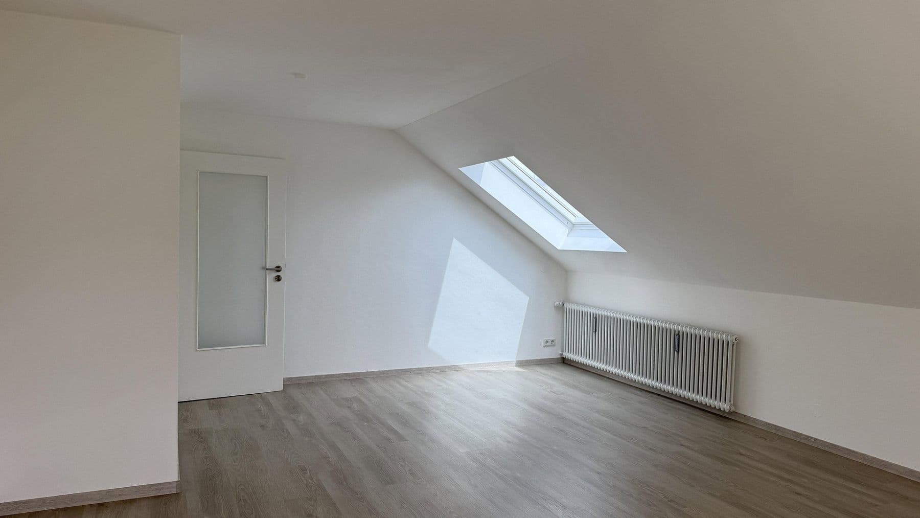 Pronájem bytu 2+kk 76 m², Gablingen, Bavorsko Pronájem bytu 2+kk 76 m², Gablingen, Bavorsko