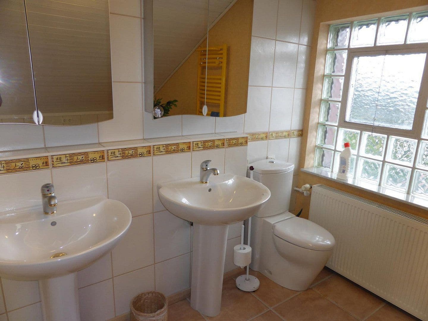 Prodej domu 229 m², pozemek 645 m², Burladingen, Bádensko-Württembersko Prodej domu 229 m², pozemek 645 m², Burladingen, Bádensko-Württembersko