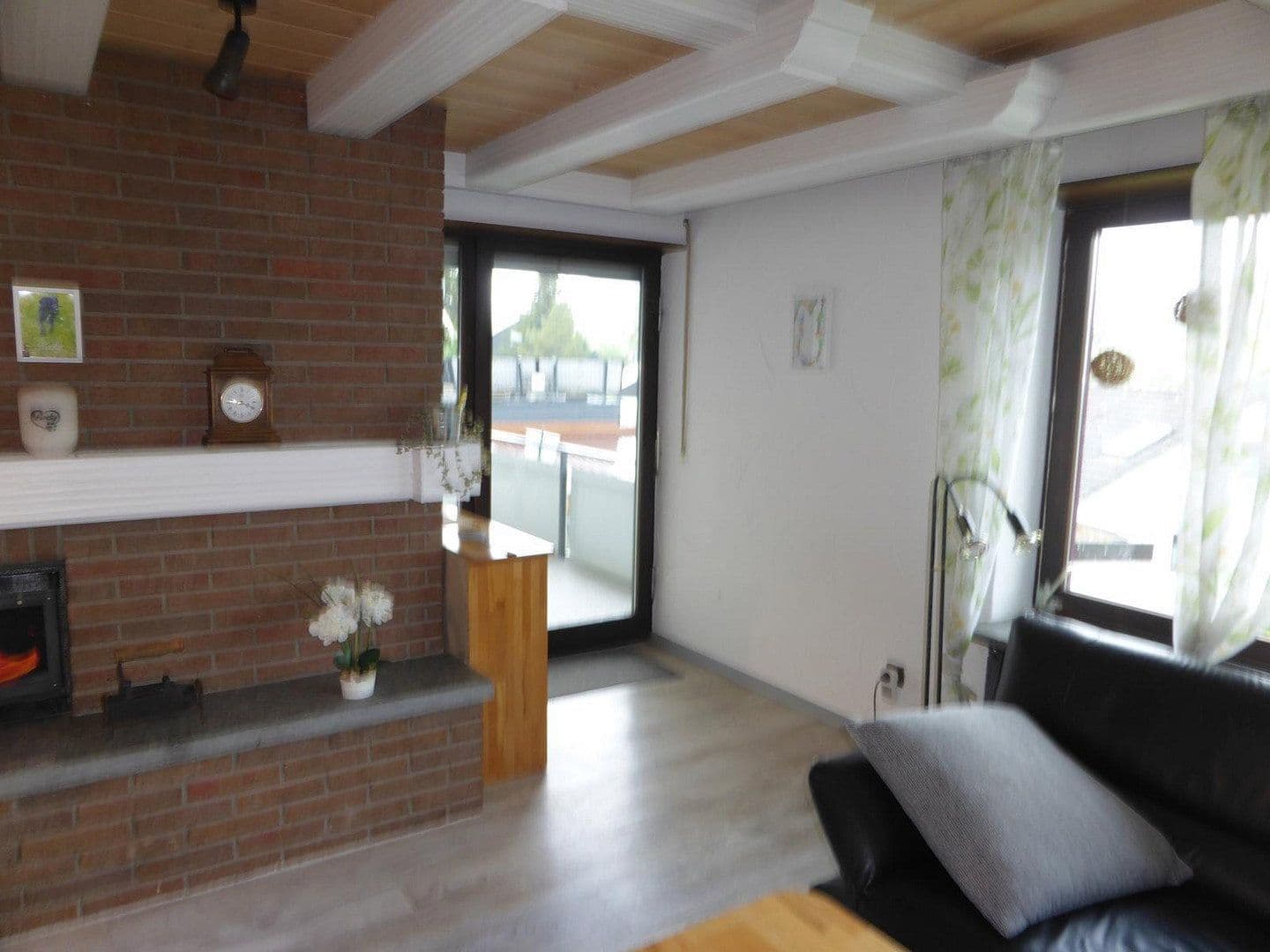 Prodej domu 229 m², pozemek 645 m², Burladingen, Bádensko-Württembersko Prodej domu 229 m², pozemek 645 m², Burladingen, Bádensko-Württembersko