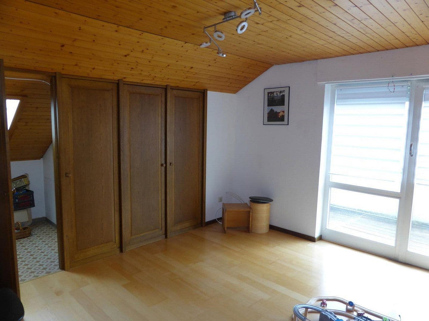 Prodej domu 229 m², pozemek 645 m², Burladingen, Bádensko-Württembersko Prodej domu 229 m², pozemek 645 m², Burladingen, Bádensko-Württembersko