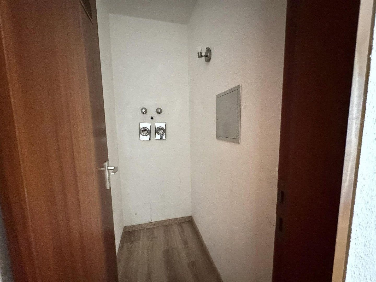 Pronájem bytu 2+1 57 m², Johannes-Eisenlohr-Straße 126, Reutlingen, Bádensko-Württembersko Pronájem bytu 2+1 57 m², Johannes-Eisenlohr-Straße 126, Reutlingen, Bádensko-Württembersko