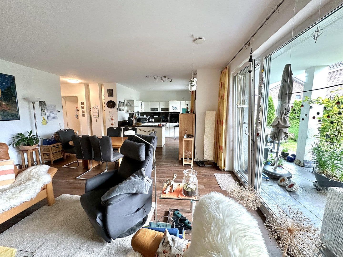 Pronájem bytu 3+1 105 m², Lise-Meitner-Straße 7, Hildesheim, Dolní Sasko Pronájem bytu 3+1 105 m², Lise-Meitner-Straße 7, Hildesheim, Dolní Sasko