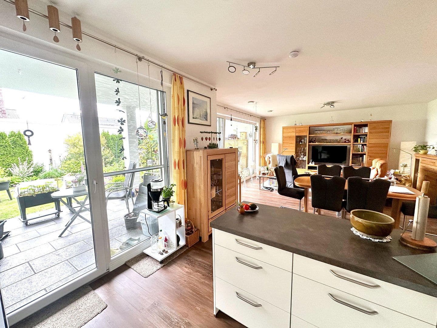 Pronájem bytu 3+1 105 m², Lise-Meitner-Straße 7, Hildesheim, Dolní Sasko Pronájem bytu 3+1 105 m², Lise-Meitner-Straße 7, Hildesheim, Dolní Sasko