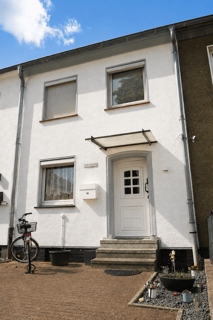 Prodej domu 80 m², pozemek 153 m², Marl, Severní Porýní-Vestfálsko Prodej domu 80 m², pozemek 153 m², Marl, Severní Porýní-Vestfálsko