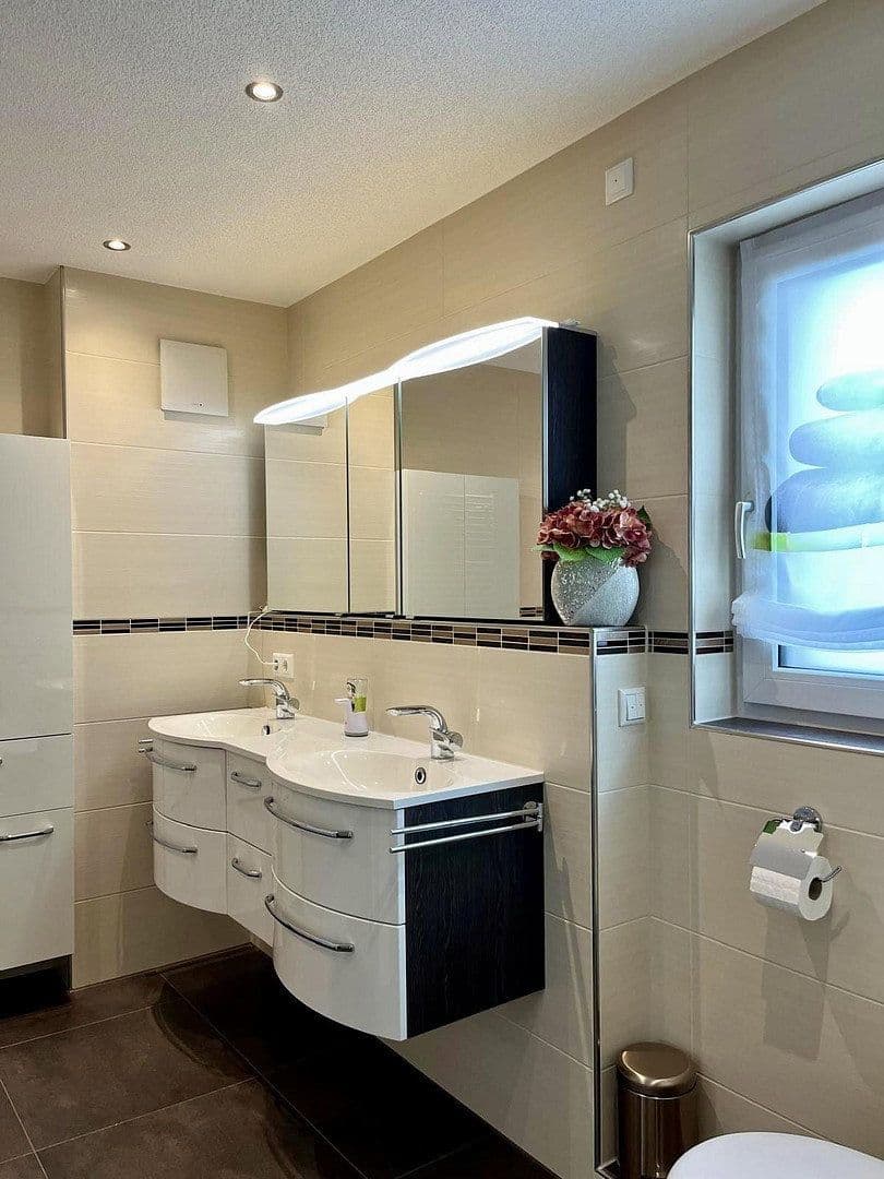 Prodej bytu 4+1 116 m², Offenburg, Bádensko-Württembersko Prodej bytu 4+1 116 m², Offenburg, Bádensko-Württembersko