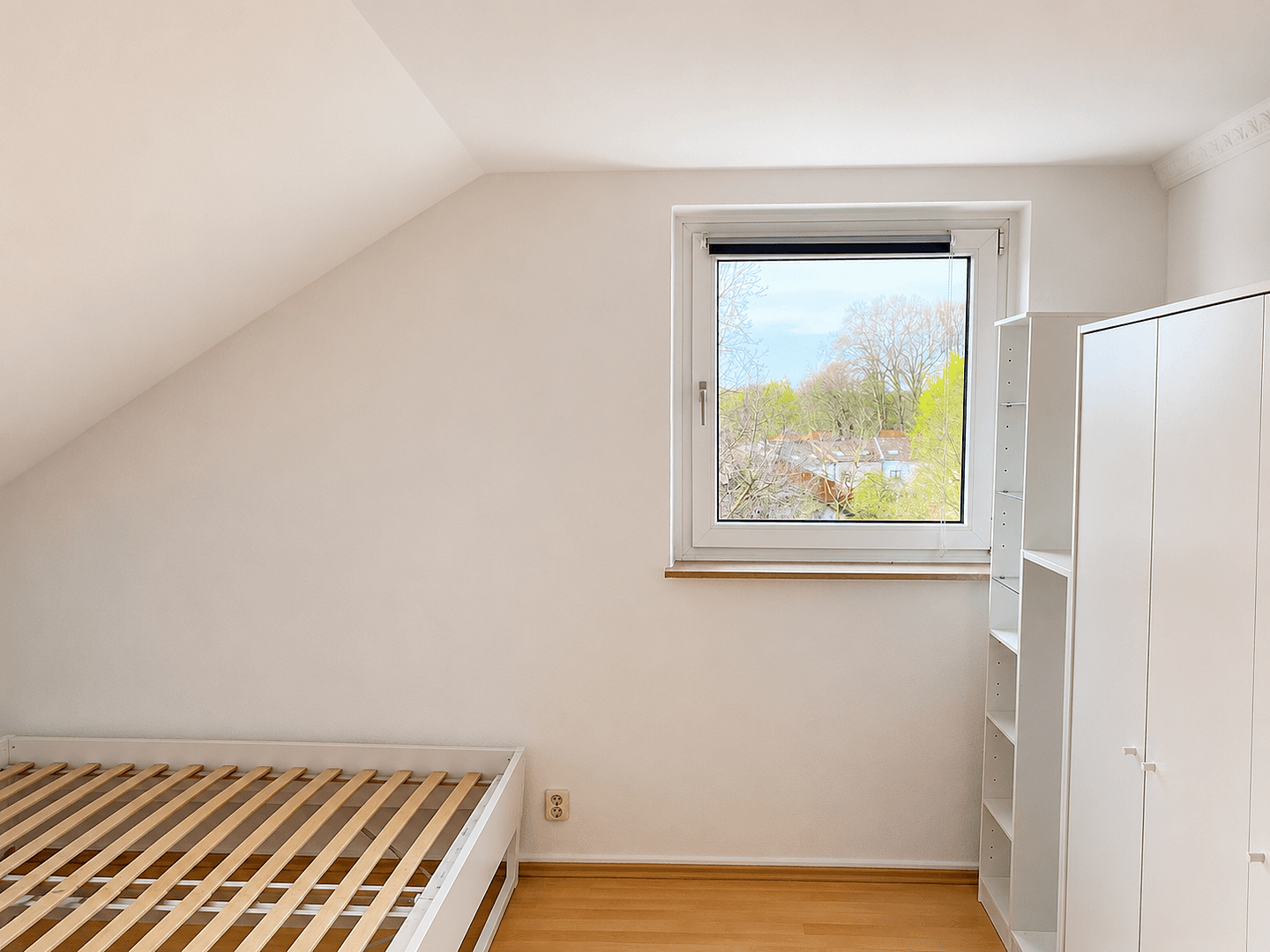 Pronájem bytu 1+1 29 m², Fleckenbühlstr. 20, Frankfurt am Main - Bonames, Hessen Pronájem bytu 1+1 29 m², Fleckenbühlstr. 20, Frankfurt am Main - Bonames, Hessen