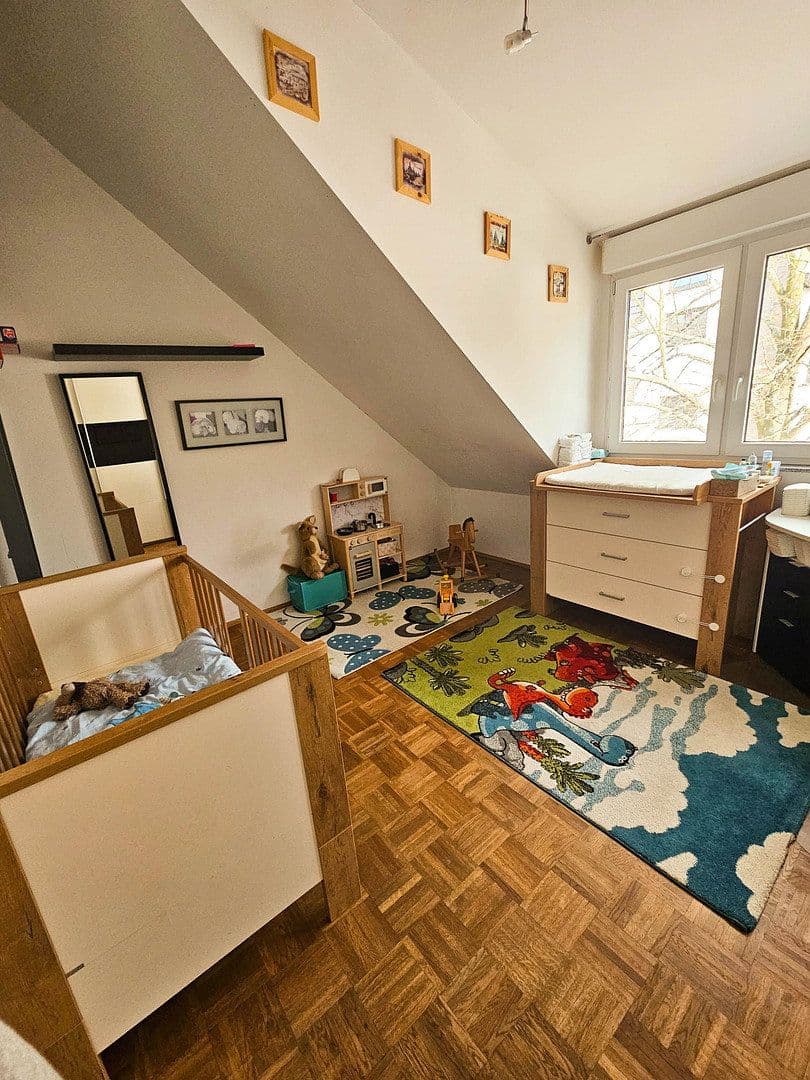 Prodej bytu 3+1 75 m², Bachstr. 3, Hürth, Severní Porýní-Vestfálsko Prodej bytu 3+1 75 m², Bachstr. 3, Hürth, Severní Porýní-Vestfálsko