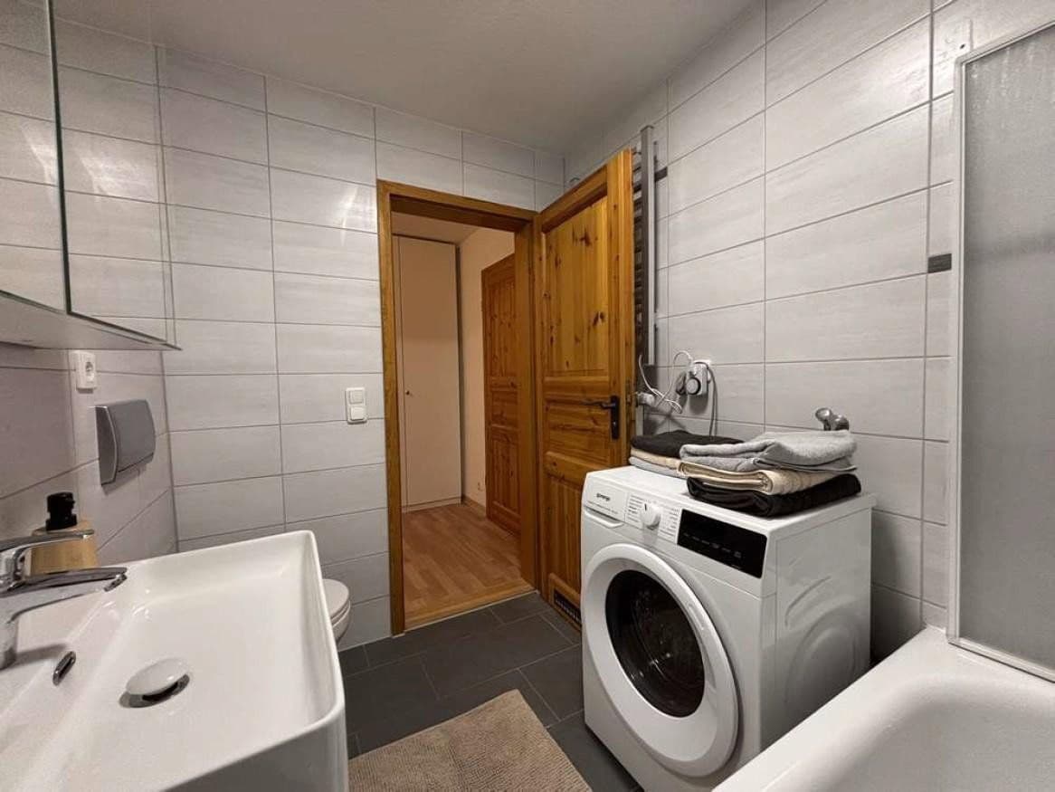 Pronájem bytu 3+1 63 m², Klenzestraße 49, München, Bavorsko Pronájem bytu 3+1 63 m², Klenzestraße 49, München, Bavorsko