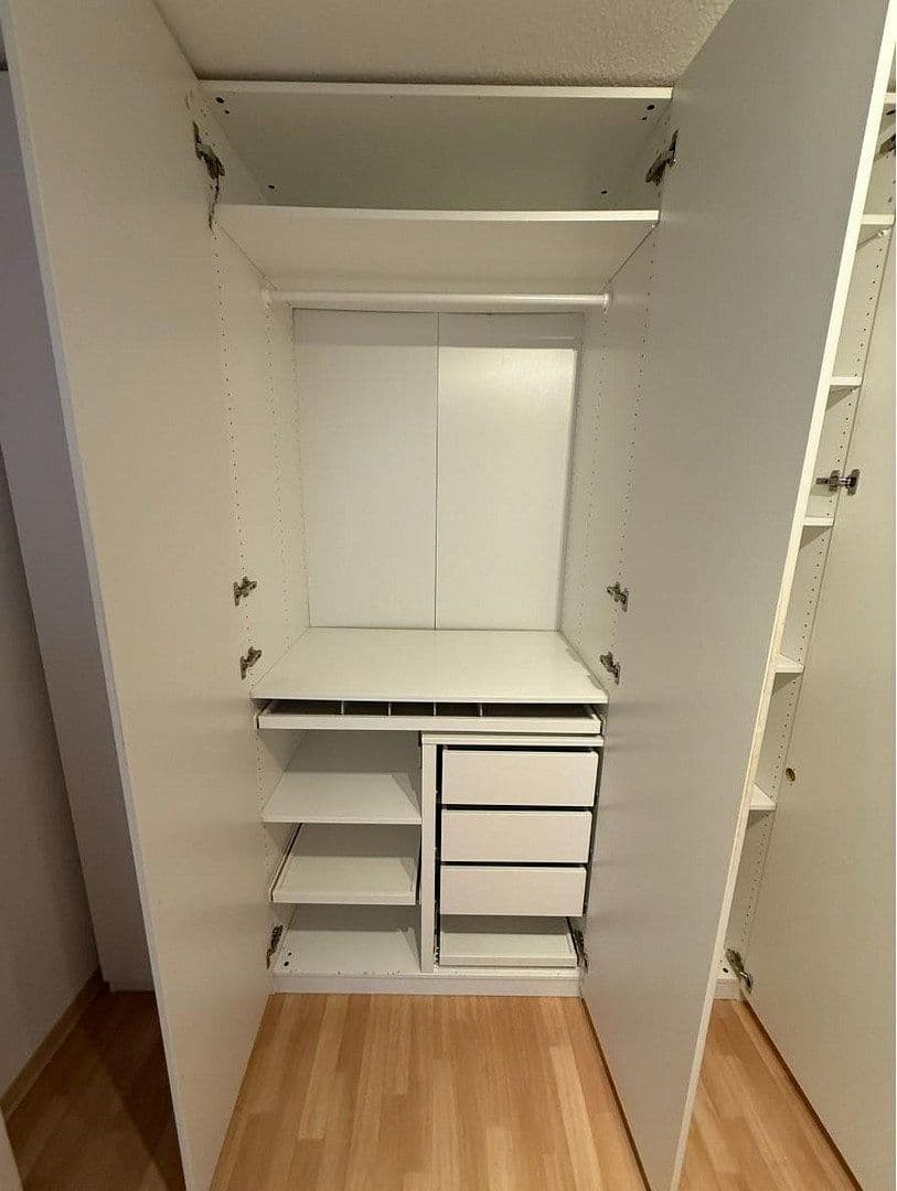 Pronájem bytu 3+1 63 m², Klenzestraße 49, München, Bavorsko Pronájem bytu 3+1 63 m², Klenzestraße 49, München, Bavorsko