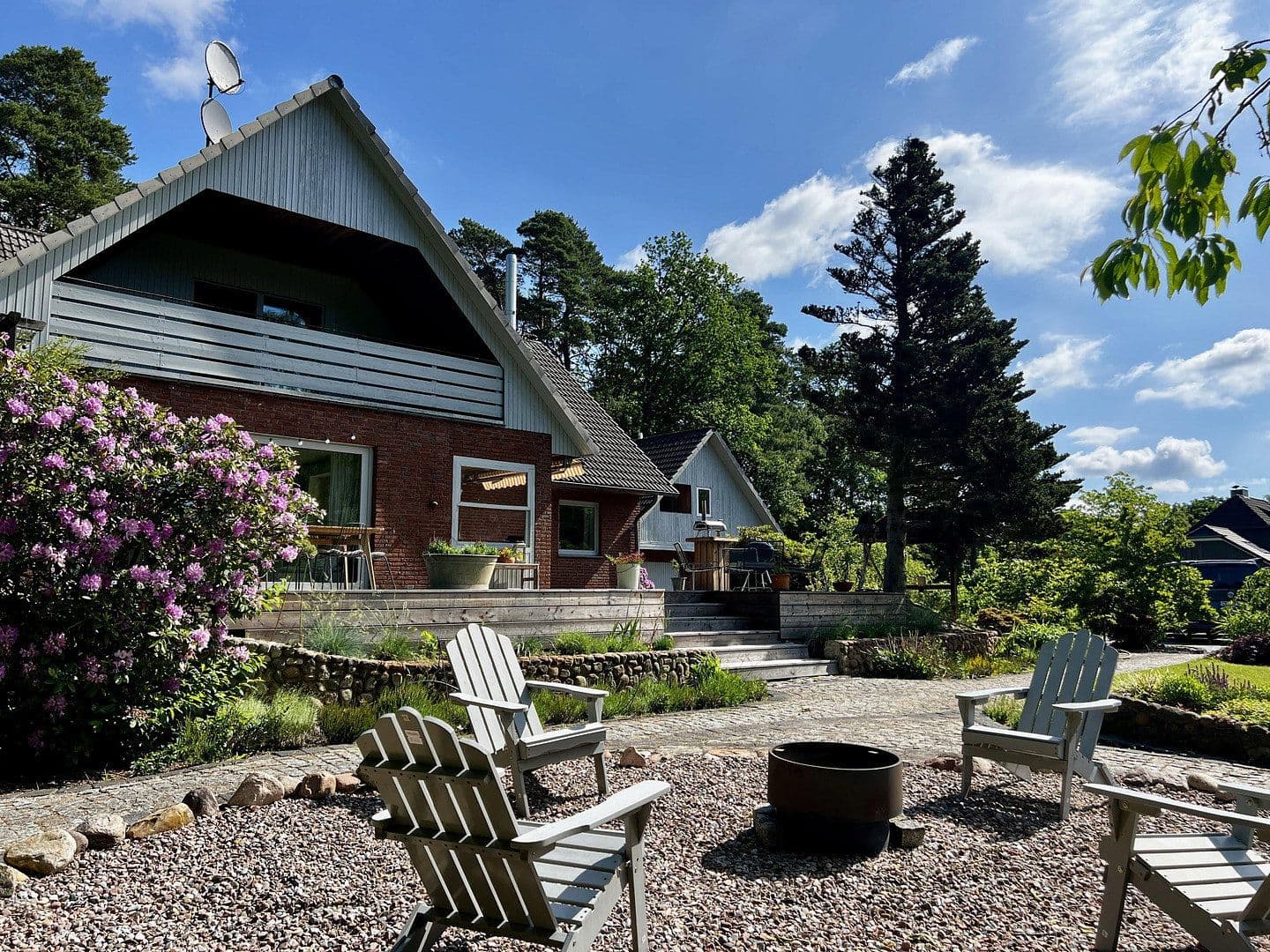 Prodej domu 245 m², pozemek 2.329 m², Winsen (Aller), Dolní Sasko Prodej domu 245 m², pozemek 2.329 m², Winsen (Aller), Dolní Sasko