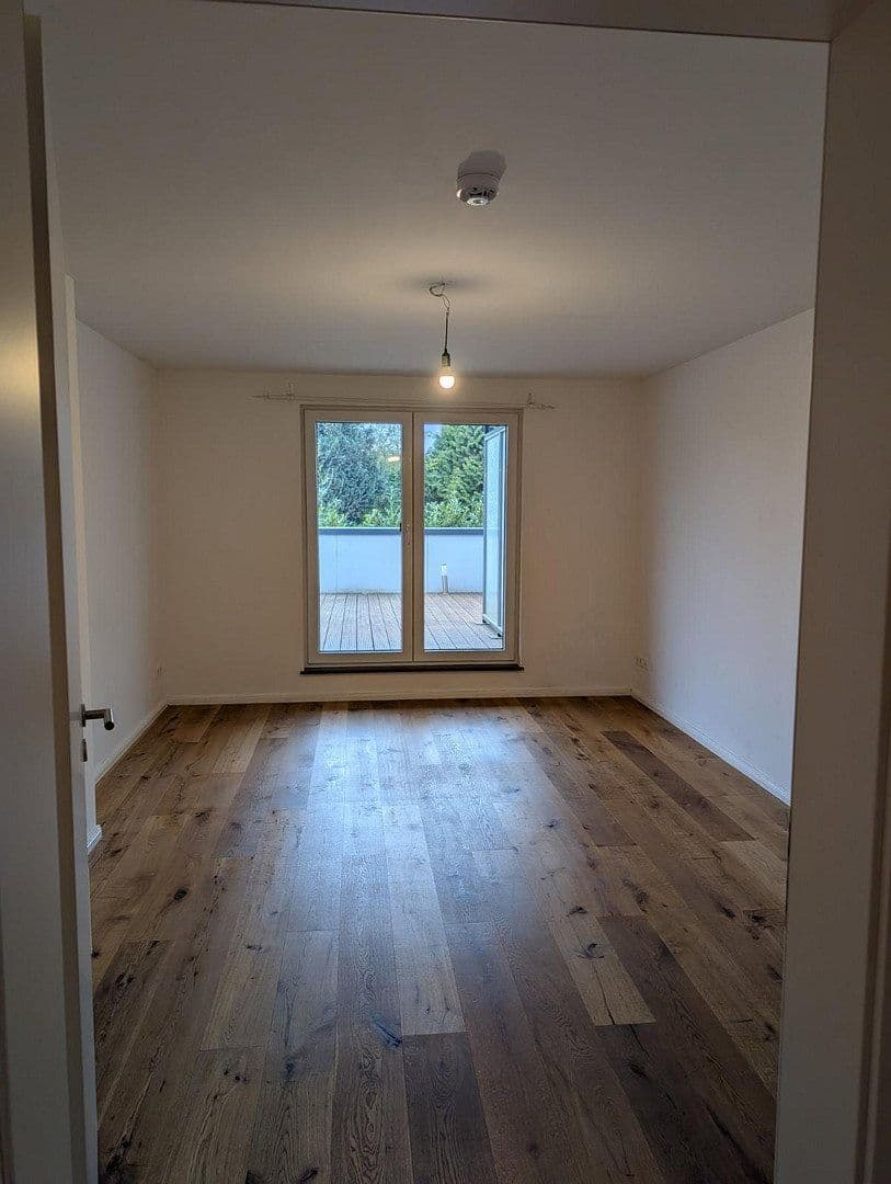 Pronájem bytu 4+1 113 m², Holsteiner Chaussee 171, Schnelsen-Eimsbüttel, Hamburg, Hamburg Pronájem bytu 4+1 113 m², Holsteiner Chaussee 171, Schnelsen-Eimsbüttel, Hamburg, Hamburg