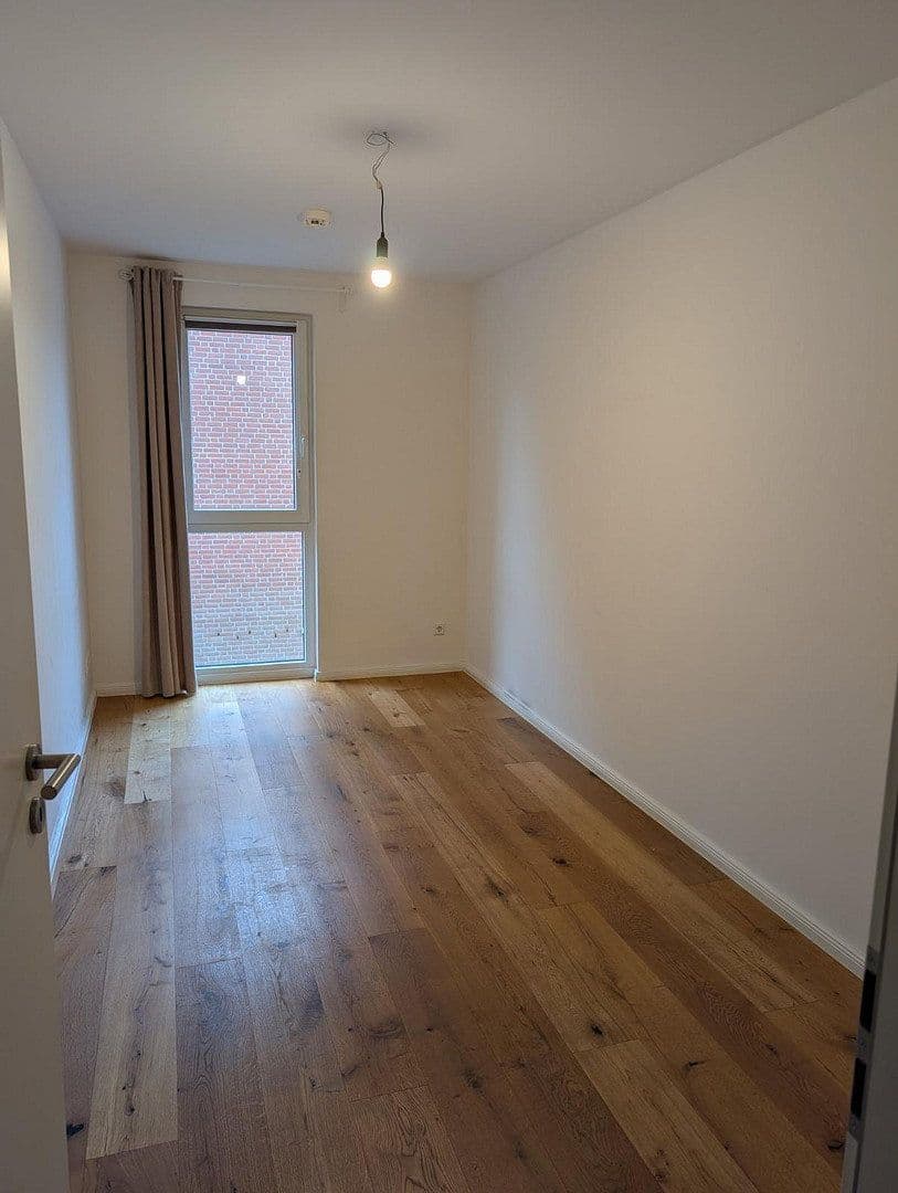 Pronájem bytu 4+1 113 m², Holsteiner Chaussee 171, Schnelsen-Eimsbüttel, Hamburg, Hamburg Pronájem bytu 4+1 113 m², Holsteiner Chaussee 171, Schnelsen-Eimsbüttel, Hamburg, Hamburg