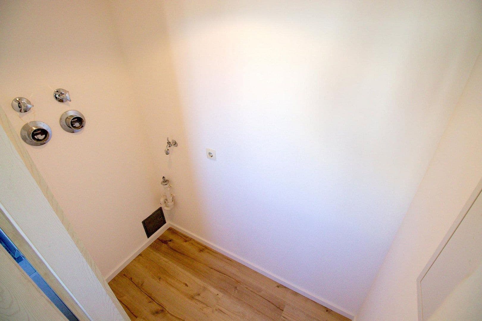 Pronájem bytu 1+1 39 m², Karolinenstraße 118, Fürth, Bavorsko Pronájem bytu 1+1 39 m², Karolinenstraße 118, Fürth, Bavorsko