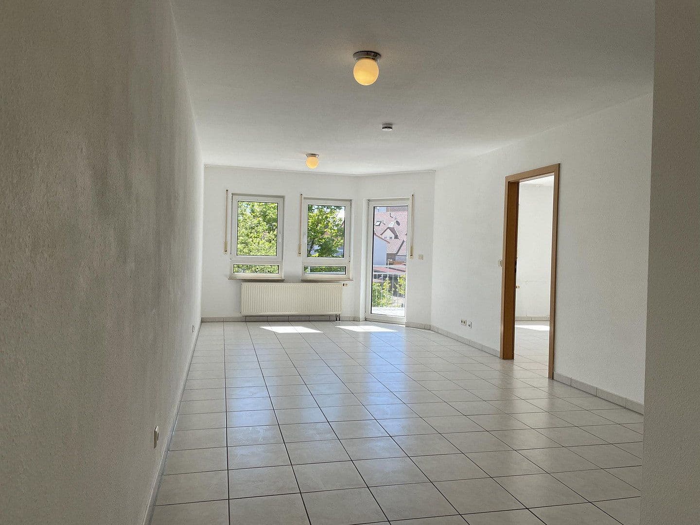 Pronájem bytu 2+1 55 m², Künzelsau, Bádensko-Württembersko Pronájem bytu 2+1 55 m², Künzelsau, Bádensko-Württembersko