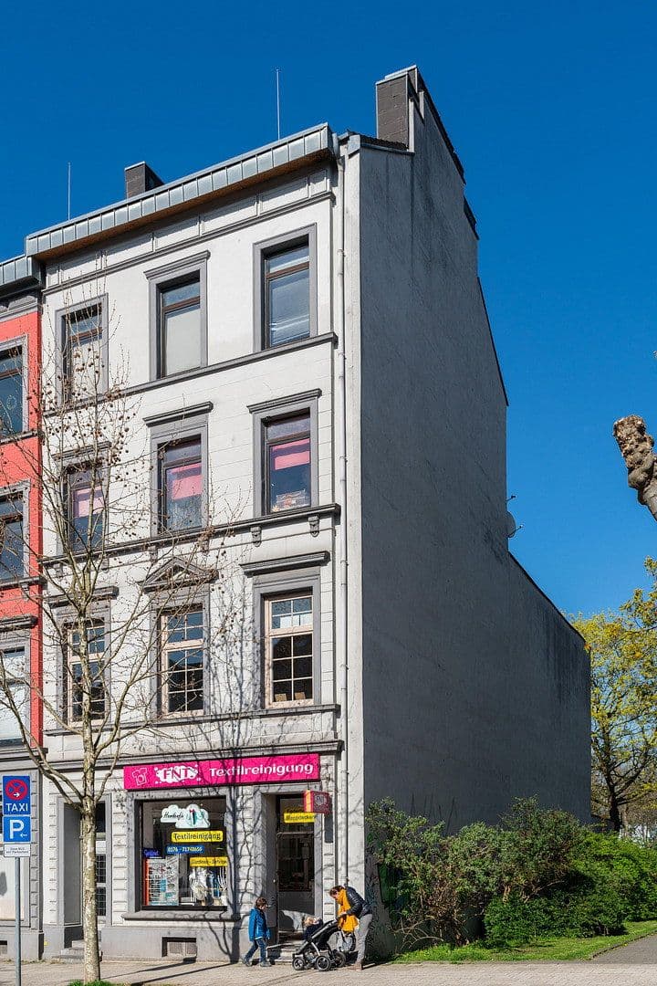 Pronájem bytu 2+1 33 m², Kapellenstr. 43, Cáchy, Severní Porýní-Vestfálsko Pronájem bytu 2+1 33 m², Kapellenstr. 43, Cáchy, Severní Porýní-Vestfálsko
