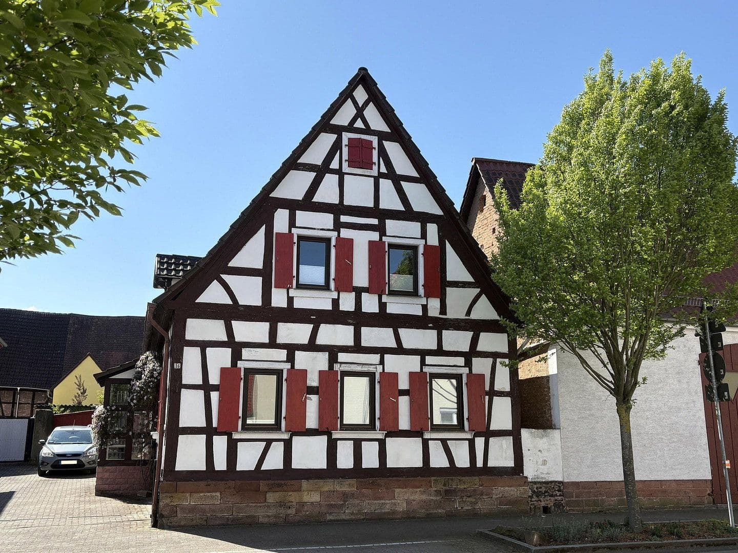 Prodej domu 170 m², pozemek 756 m², Harthausen, Porýní-Falc Prodej domu 170 m², pozemek 756 m², Harthausen, Porýní-Falc