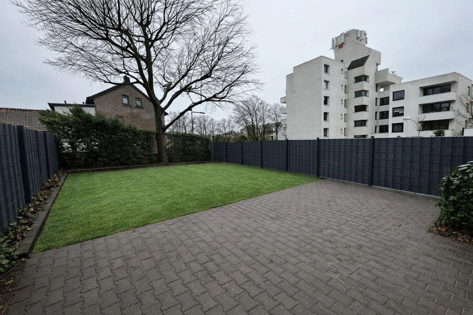 Pronájem bytu 3+1 112 m², Hauptstraße 56, Köln, Severní Porýní-Vestfálsko Pronájem bytu 3+1 112 m², Hauptstraße 56, Köln, Severní Porýní-Vestfálsko