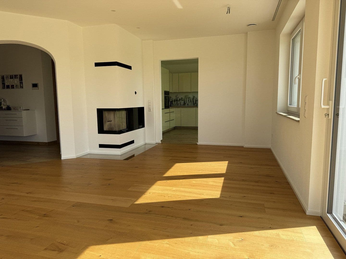 Prodej domu 227 m², pozemek 639 m², Laupheim, Bádensko-Württembersko Prodej domu 227 m², pozemek 639 m², Laupheim, Bádensko-Württembersko