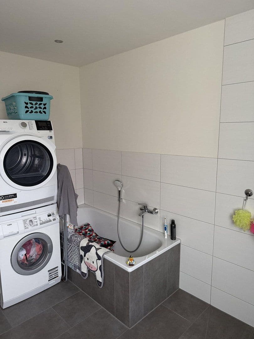 Pronájem bytu 3+1 71 m², Nibelungenweg 2, Plattling, Bavorsko Pronájem bytu 3+1 71 m², Nibelungenweg 2, Plattling, Bavorsko