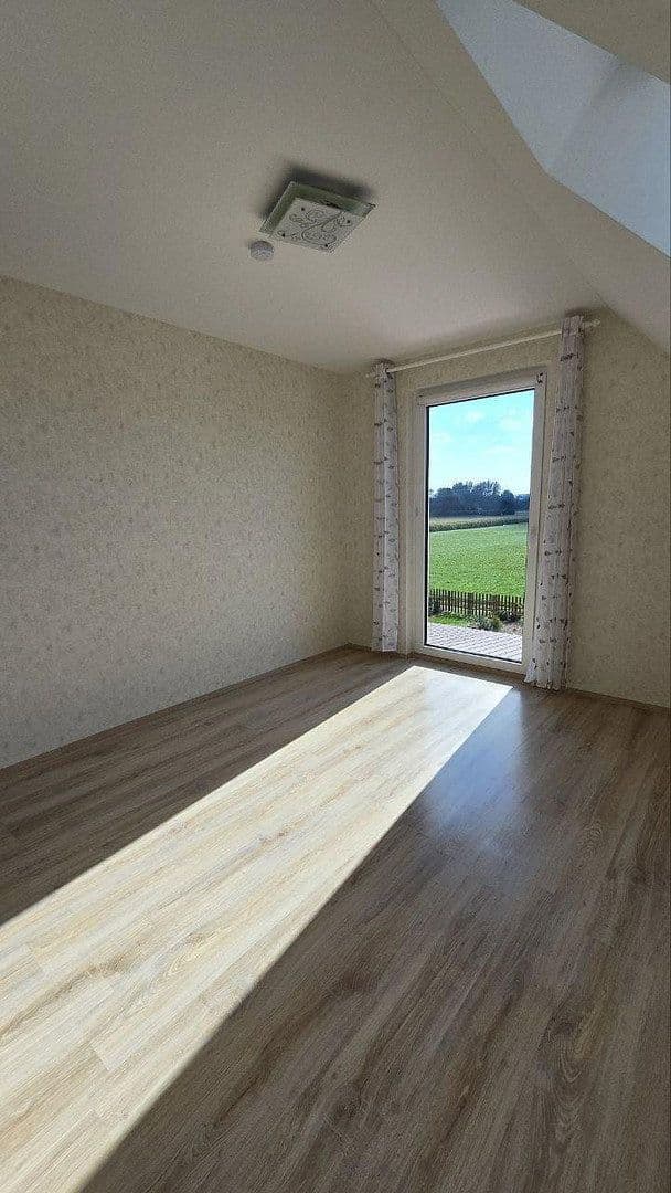 Prodej domu 120 m², pozemek 883 m², Dürrlauingen, Bavorsko Prodej domu 120 m², pozemek 883 m², Dürrlauingen, Bavorsko