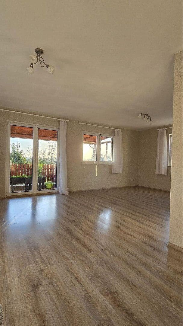 Prodej domu 120 m², pozemek 883 m², Dürrlauingen, Bavorsko Prodej domu 120 m², pozemek 883 m², Dürrlauingen, Bavorsko