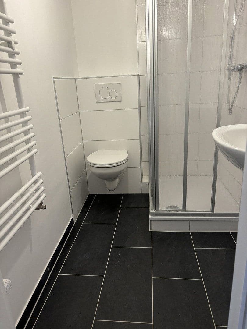 Pronájem kanceláře 38 m², Walburgisstr. 7, Dasseldorf, Severní Porýní-Vestfálsko Pronájem kanceláře 38 m², Walburgisstr. 7, Dasseldorf, Severní Porýní-Vestfálsko