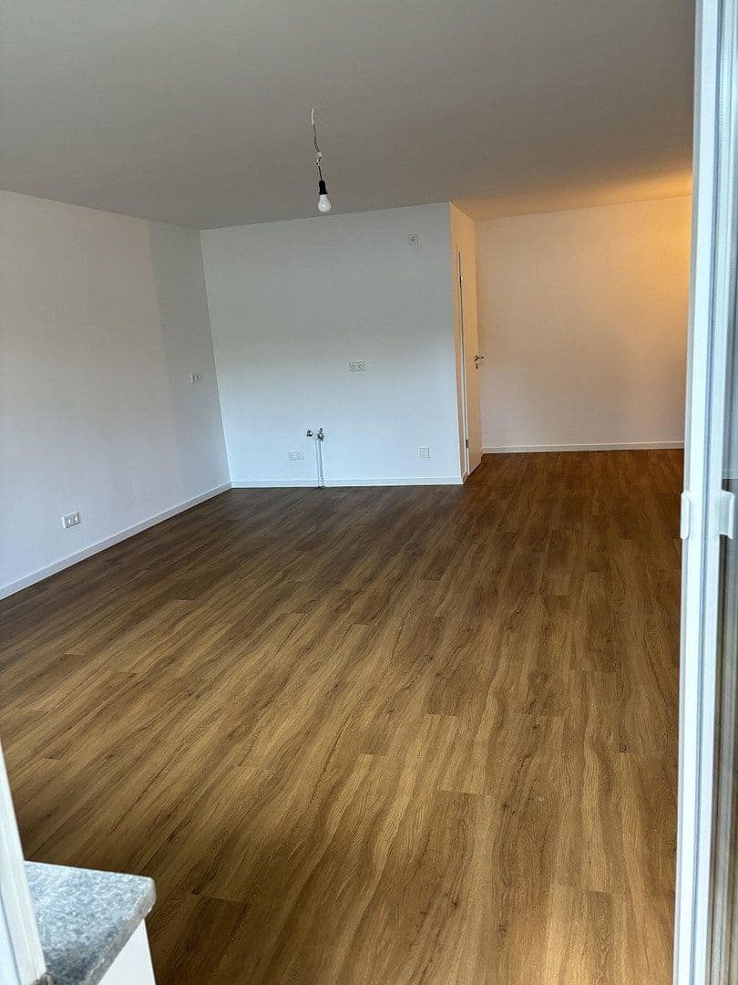 Pronájem kanceláře 38 m², Walburgisstr. 7, Dasseldorf, Severní Porýní-Vestfálsko Pronájem kanceláře 38 m², Walburgisstr. 7, Dasseldorf, Severní Porýní-Vestfálsko