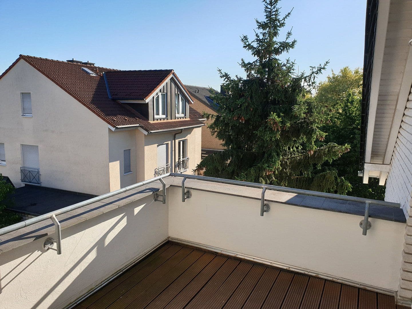 Prodej bytu 3+1 85 m², Langenfeld (Rheinland), Severní Porýní-Vestfálsko Prodej bytu 3+1 85 m², Langenfeld (Rheinland), Severní Porýní-Vestfálsko