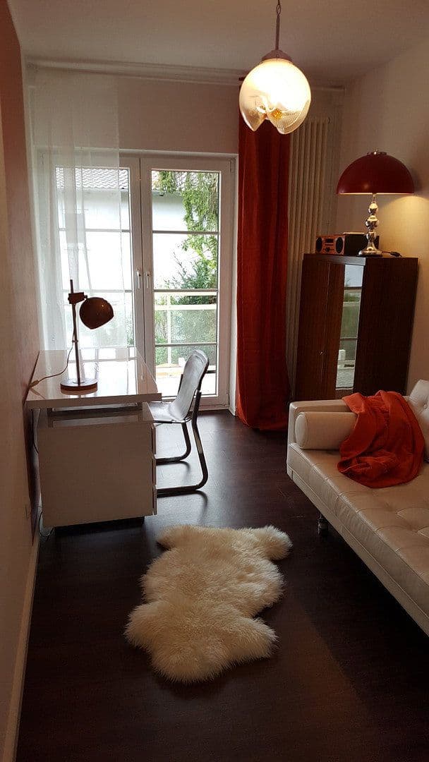 Pronájem bytu 4+1 115 m², Gilching, Bavorsko Pronájem bytu 4+1 115 m², Gilching, Bavorsko