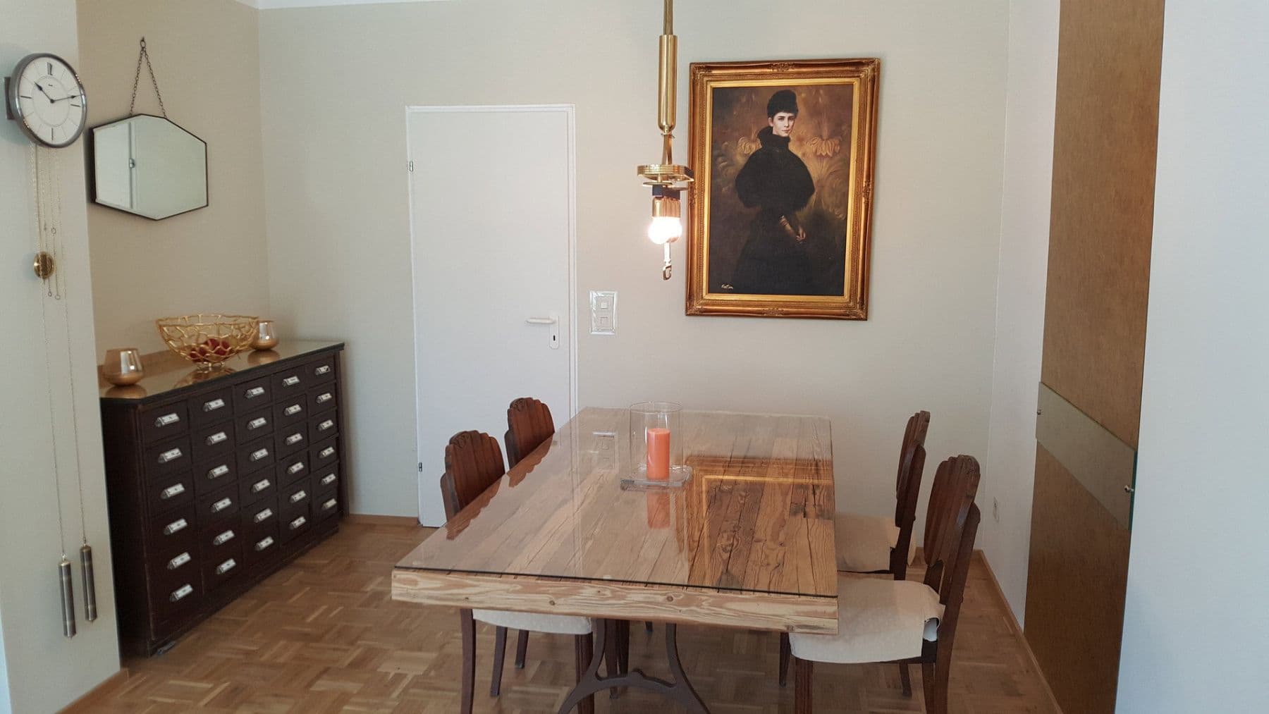 Pronájem bytu 4+1 115 m², Gilching, Bavorsko Pronájem bytu 4+1 115 m², Gilching, Bavorsko