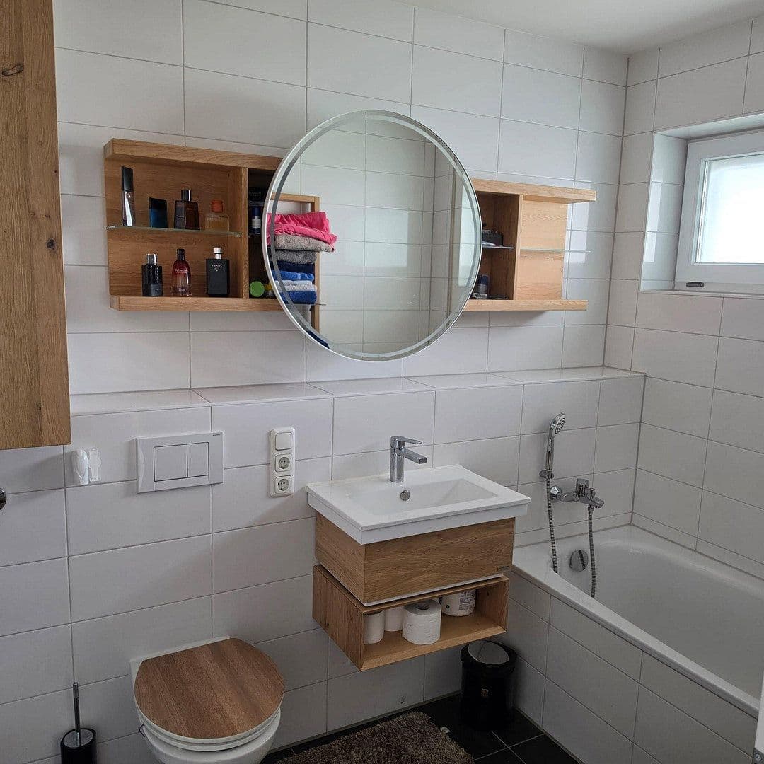 Pronájem bytu 2+1 67 m², Brauereiweg 3, Feldkirchen bei München, Bavorsko Pronájem bytu 2+1 67 m², Brauereiweg 3, Feldkirchen bei München, Bavorsko