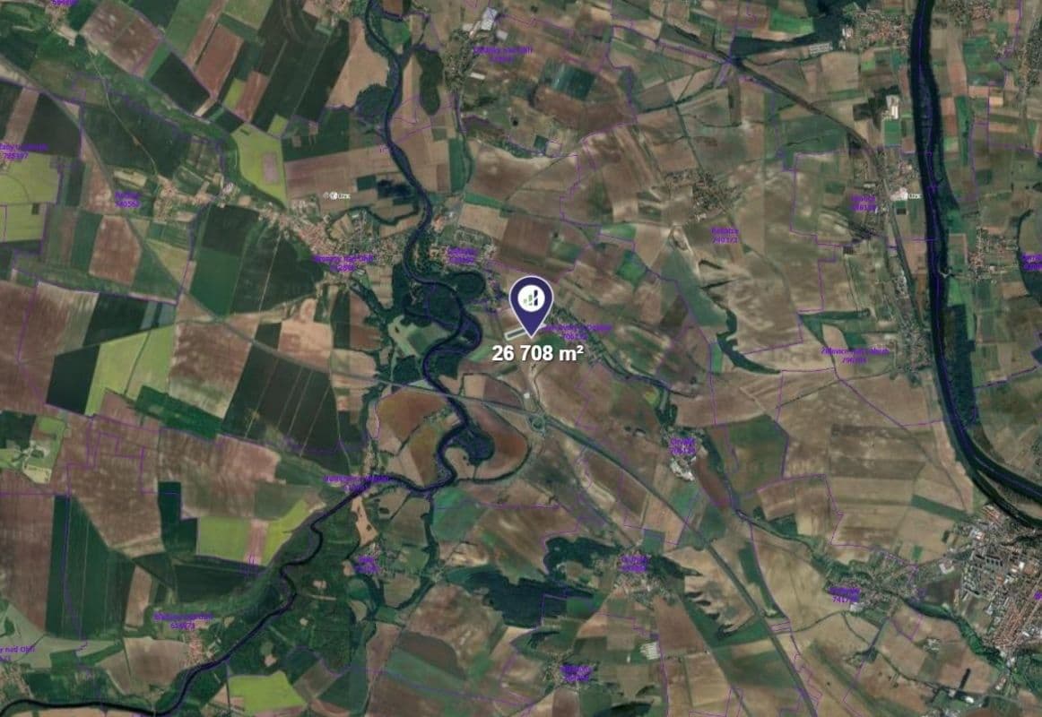Prodej pozemku 13.354 m², Nové Dvory, Ústecký kraj Prodej pozemku 13.354 m², Nové Dvory, Ústecký kraj