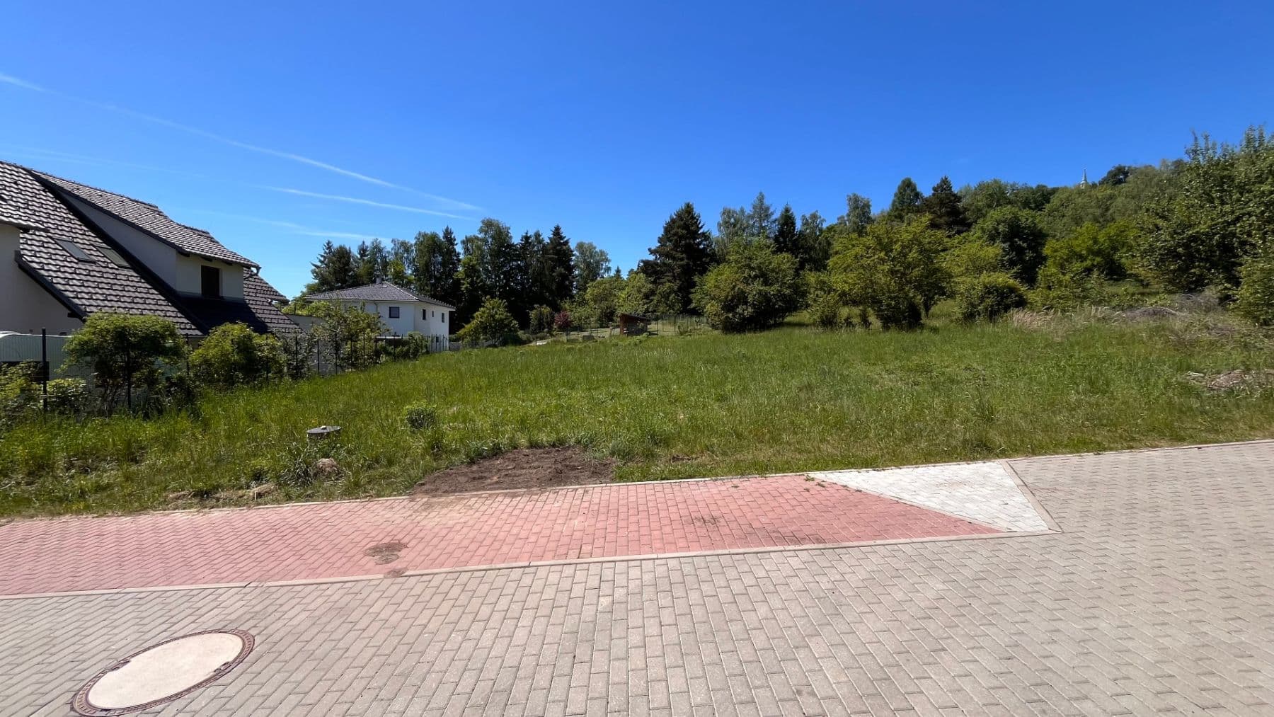 Prodej pozemku 1.250 m², Mníšek pod Brdy, Středočeský kraj Prodej pozemku 1.250 m², Mníšek pod Brdy, Středočeský kraj
