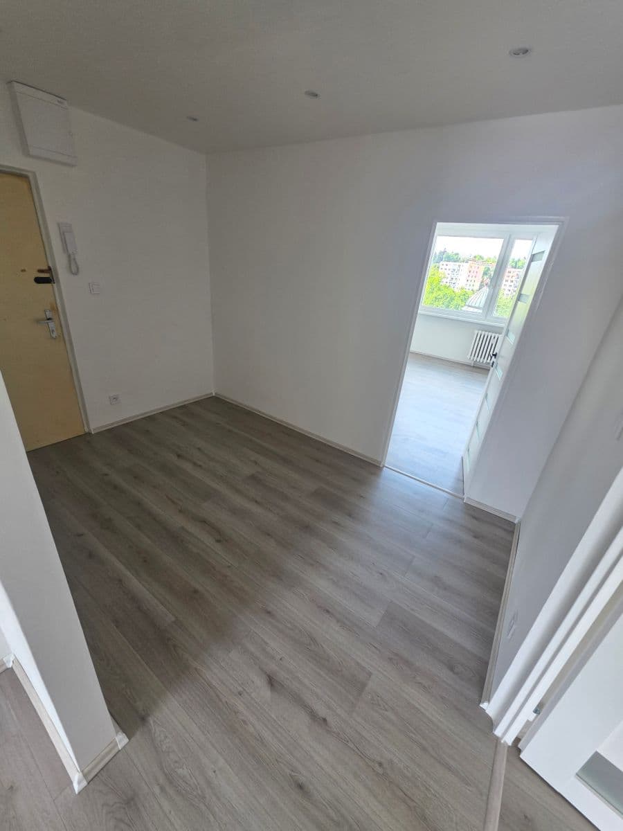 Prodej bytu 2+1 62 m², Budovatelů, Jablonec nad Nisou, Liberecký kraj Prodej bytu 2+1 62 m², Budovatelů, Jablonec nad Nisou, Liberecký kraj