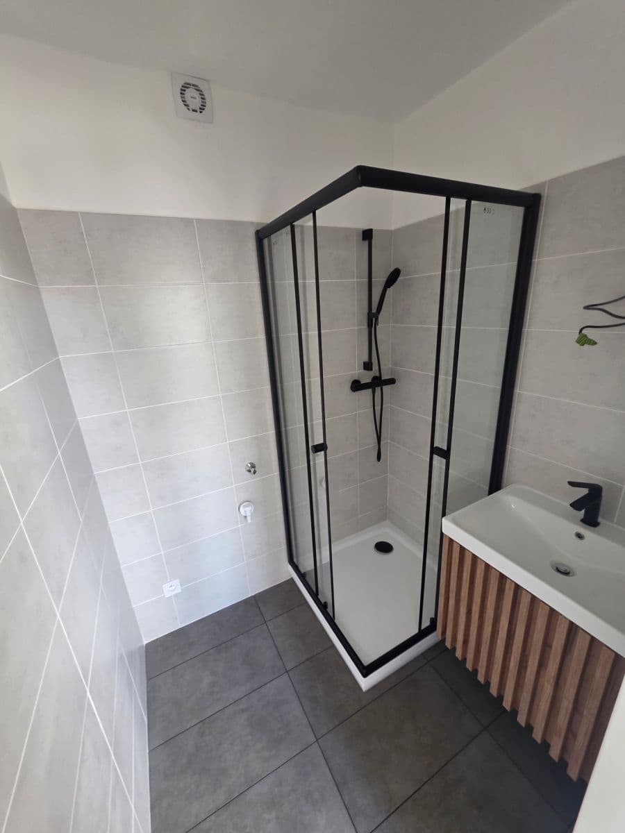 Prodej bytu 2+1 62 m², Budovatelů, Jablonec nad Nisou, Liberecký kraj Prodej bytu 2+1 62 m², Budovatelů, Jablonec nad Nisou, Liberecký kraj