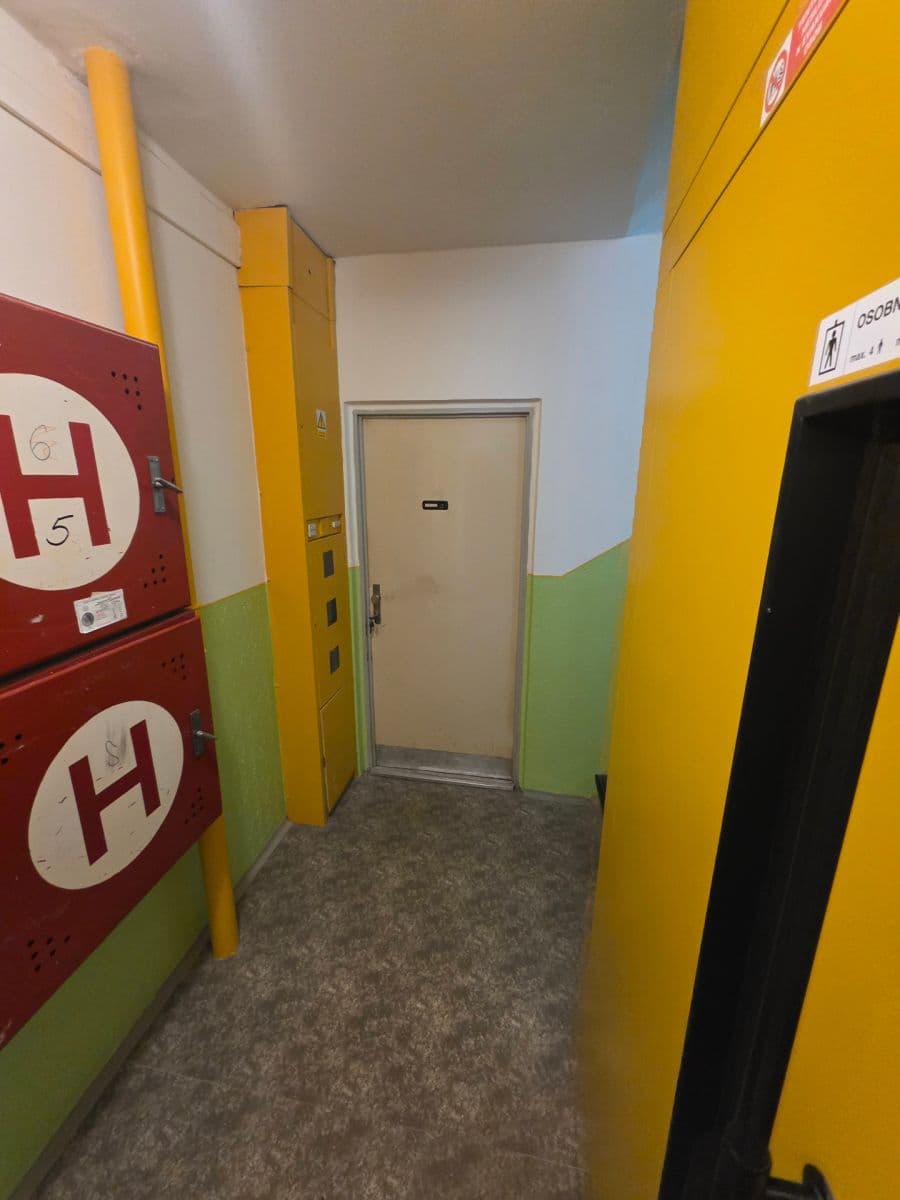 Prodej bytu 2+1 62 m², Budovatelů, Jablonec nad Nisou, Liberecký kraj Prodej bytu 2+1 62 m², Budovatelů, Jablonec nad Nisou, Liberecký kraj