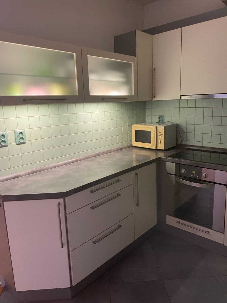 Pronájem bytu 3+kk 72 m², Vrbovecká, Plzeň, Plzeňský kraj Pronájem bytu 3+kk 72 m², Vrbovecká, Plzeň, Plzeňský kraj