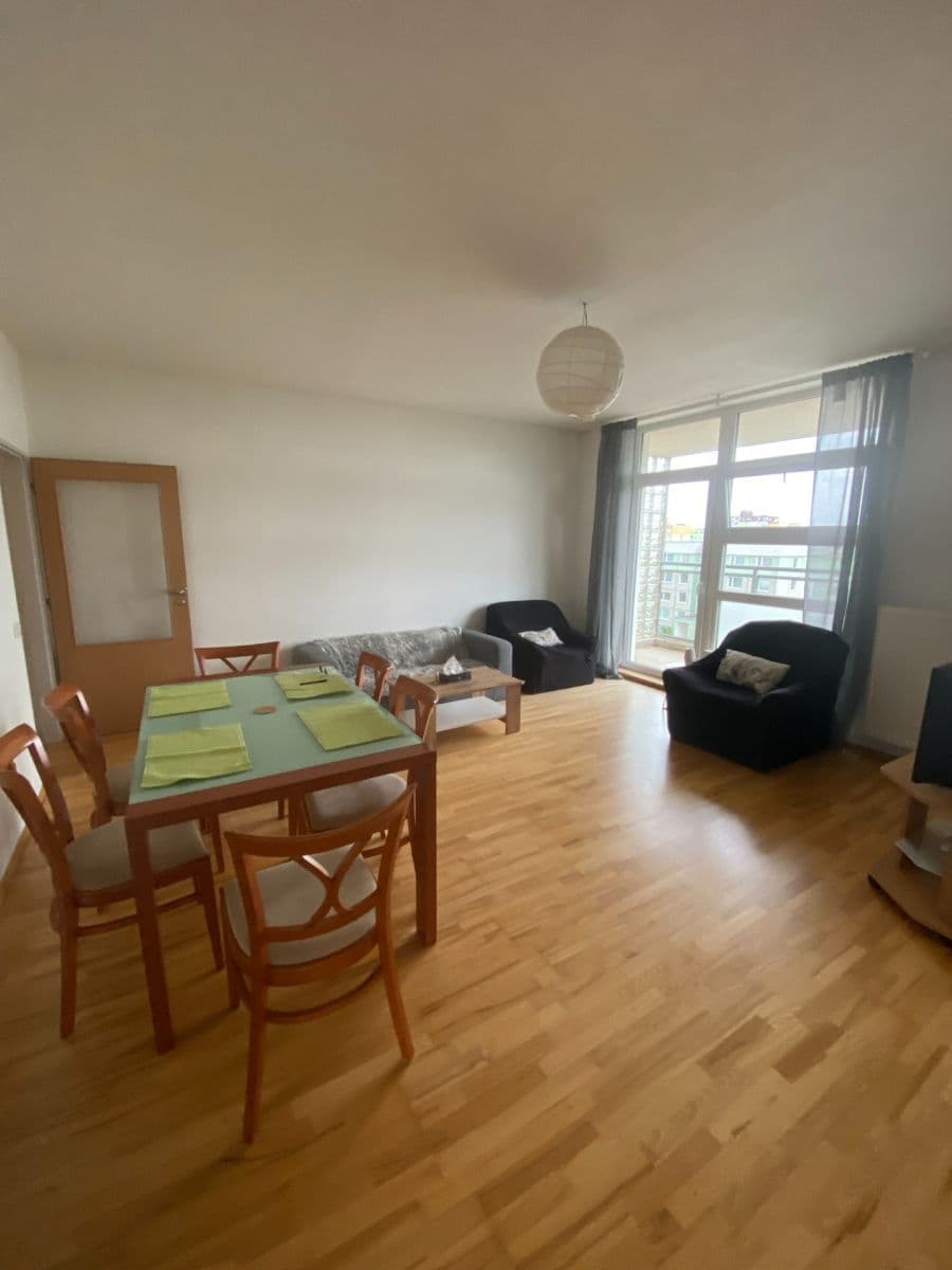 Pronájem bytu 3+kk 72 m², Vrbovecká, Plzeň, Plzeňský kraj Pronájem bytu 3+kk 72 m², Vrbovecká, Plzeň, Plzeňský kraj